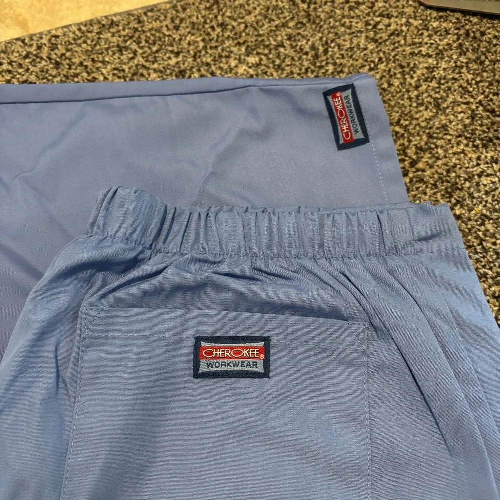 Cherokee Original Workwear Scrub Set V-Neck Workwear Ceil Blue Unisex Small - Picture 4 of 4